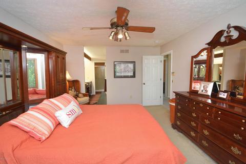1002 Crown Hill Ct, Villa Hills, KY 41017 photo 4