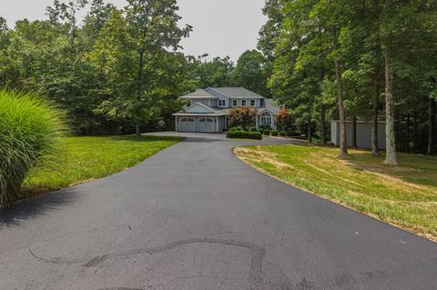 5003 Klondike Dr, Floyds Knobs, IN 47119 photo 2