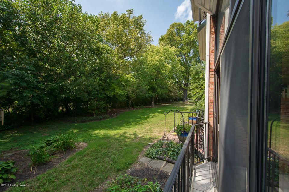  1612 Gardiner Ln #112, Louisville, KY 40205 photo 15