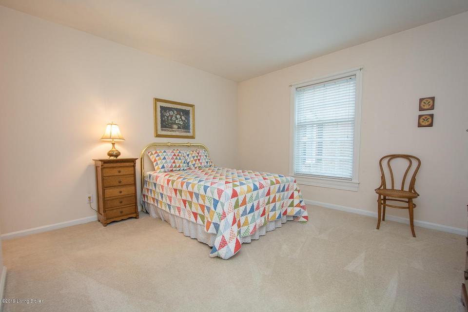  1612 Gardiner Ln #112, Louisville, KY 40205 photo 18