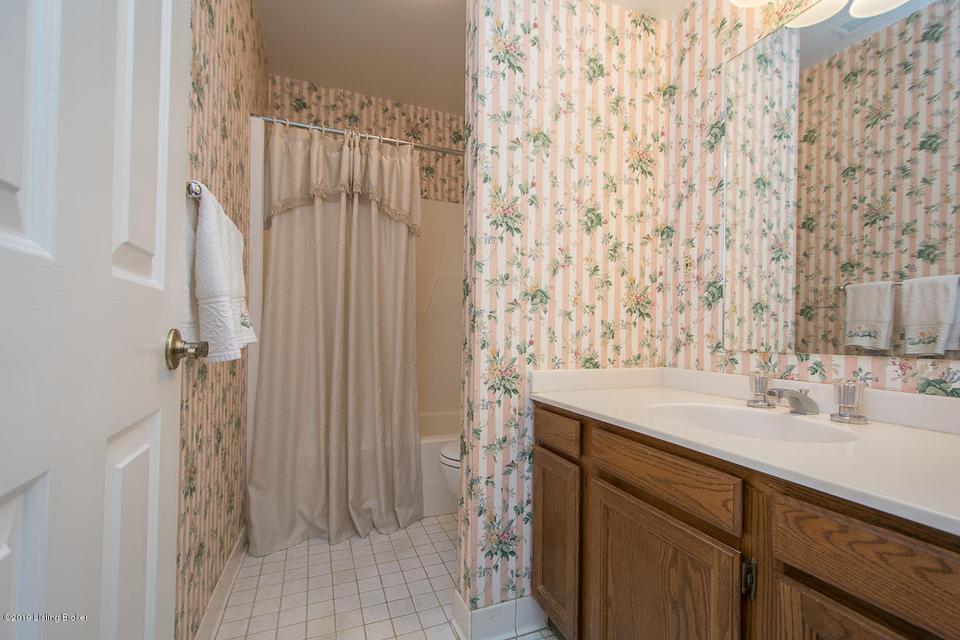  1612 Gardiner Ln #112, Louisville, KY 40205 photo 26