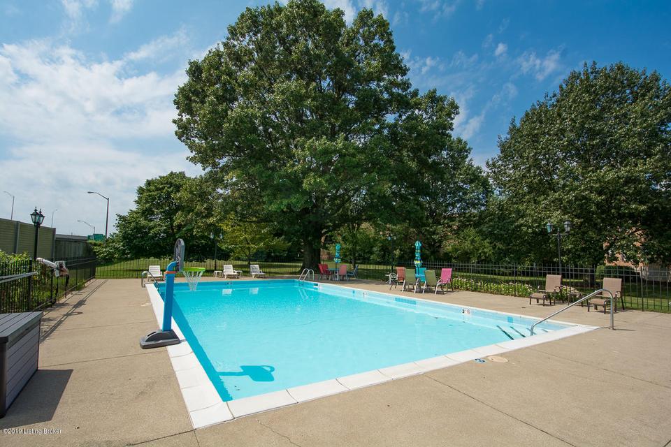  1612 Gardiner Ln #112, Louisville, KY 40205 photo 31