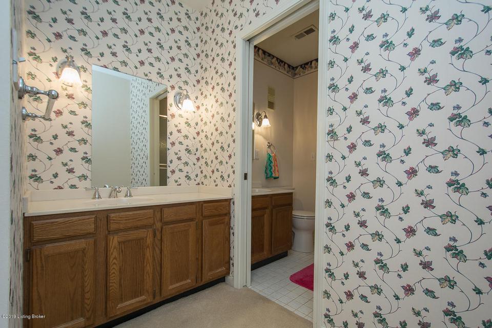  1612 Gardiner Ln #112, Louisville, KY 40205 photo 21