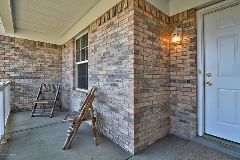 265 Spencer Ln, Mount Washington, KY 40047 photo 2