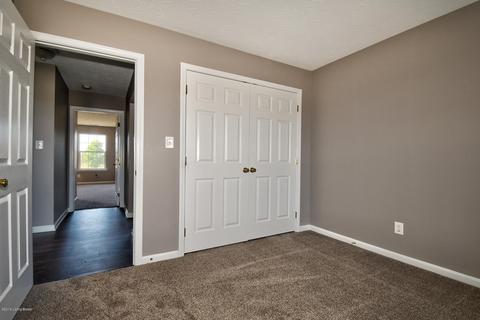 265 Spencer Ln, Mount Washington, KY 40047 photo 16