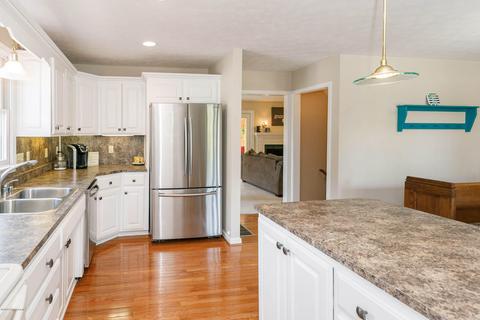 654 Waddy Rd, Waddy, KY 40076 photo 7
