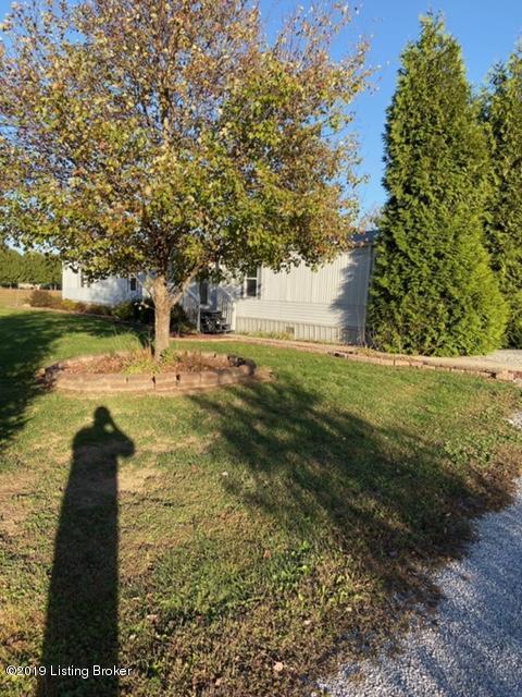 5873 Hwy 52, Loretto, KY 40037 photo 2