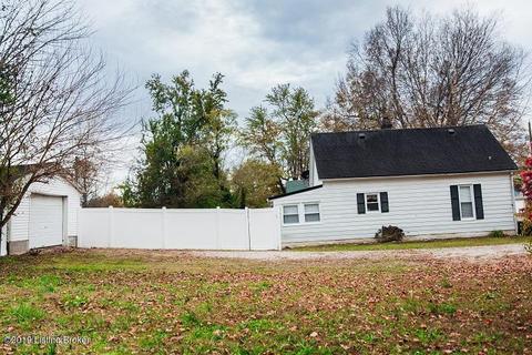 246 N Walnut St, Upton, KY 42784 photo 4