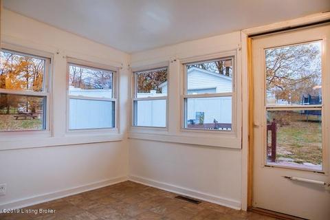 246 N Walnut St, Upton, KY 42784 photo 19