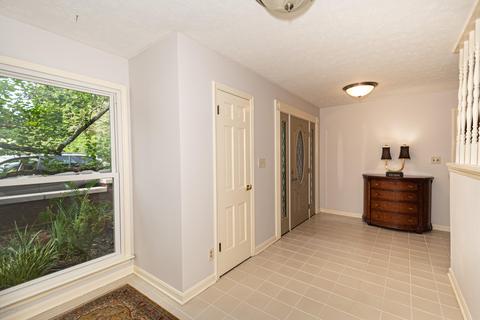 5860 Scottsville Rd, Floyds Knobs, IN 47119 photo 3