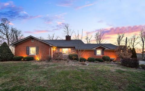 3331 Buffalo Trl, Floyds Knobs, IN 47119 photo 1