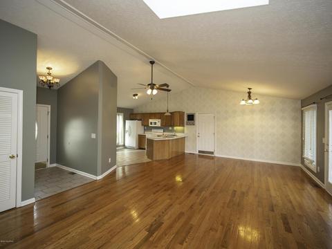 360 Mapleview Dr, Mount Washington, KY 40047 photo 11