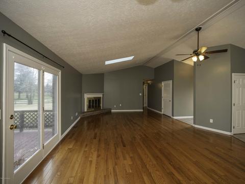 360 Mapleview Dr, Mount Washington, KY 40047 photo 9