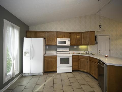360 Mapleview Dr, Mount Washington, KY 40047 photo 7