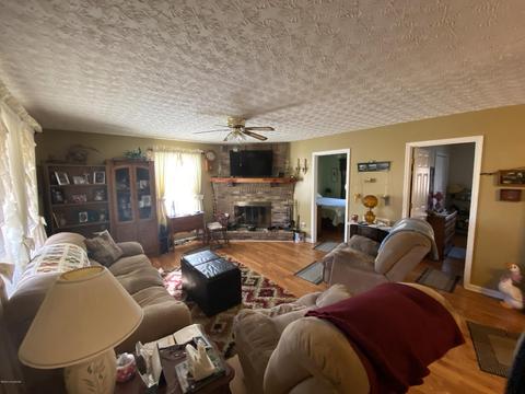 103 Hillview Camp Rd, Bee Spring, KY 42207 photo 26