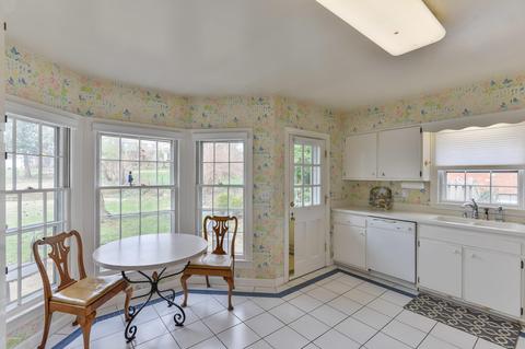 420 Pennington Ln, Rolling Fields, KY 40207 photo 13