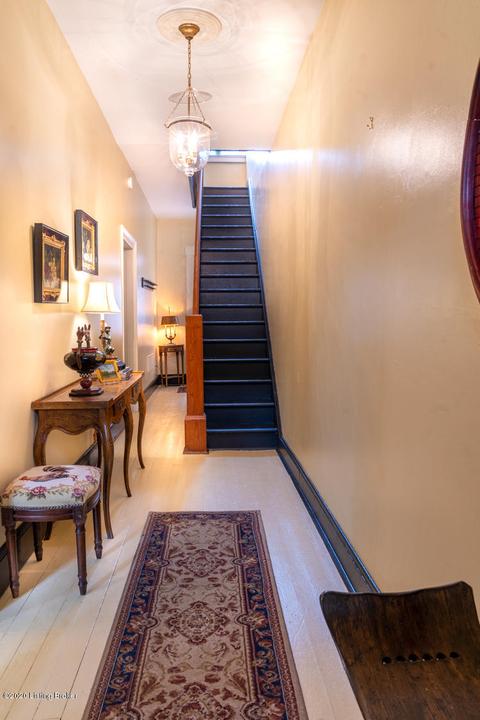 714 E Main St, Madison, IN 47250 photo 4