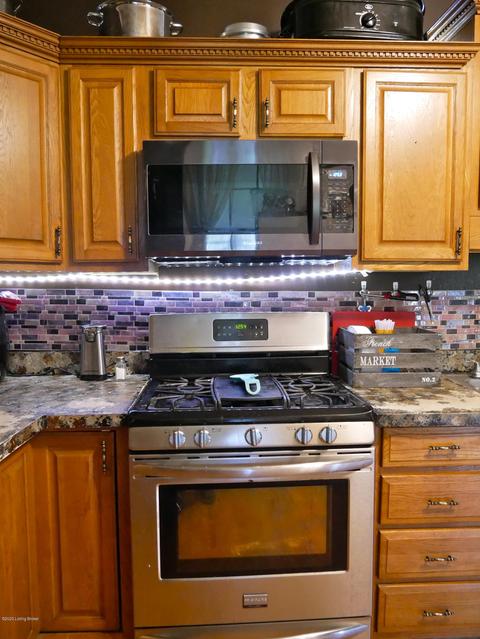 1201 Walnut St, Madison, IN 47250 photo 22