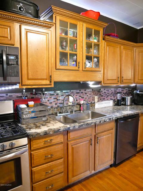 1201 Walnut St, Madison, IN 47250 photo 23