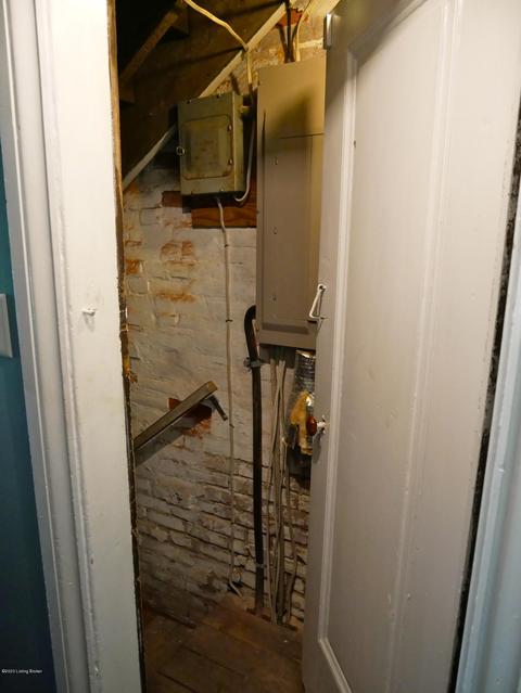 1201 Walnut St, Madison, IN 47250 photo 29