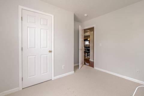 302 E Aulbern Dr, Mount Washington, KY 40047 photo 15
