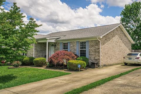 302 E Aulbern Dr, Mount Washington, KY 40047 photo 2