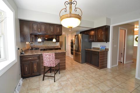 744 Meadow View Dr, Villa Hills, KY 41017 photo 11