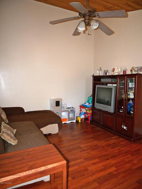 320 Presbyterian Ave, Madison, IN 47250 photo 6