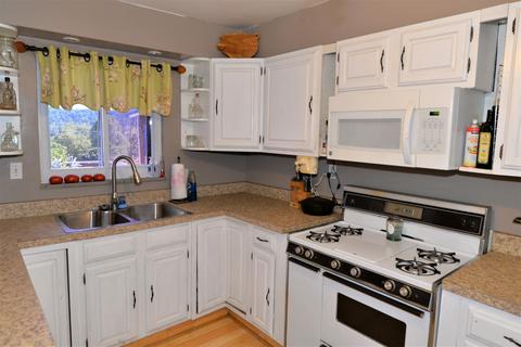 116 E Howard St, Glencoe, KY 41046 photo 2