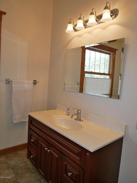 603 E Second St, Madison, IN 47250 photo 59