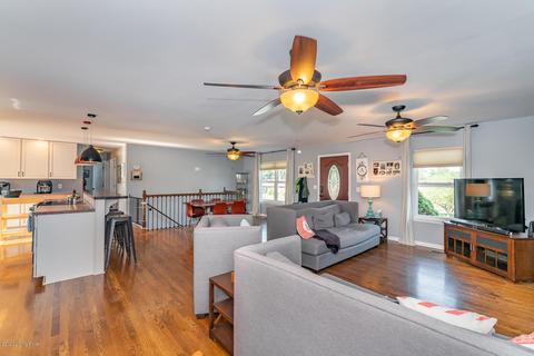 5107 Barry Ln, Floyds Knobs, IN 47119 photo 5