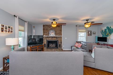 5107 Barry Ln, Floyds Knobs, IN 47119 photo 4