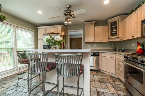 3909 Meadowland Dr, Prospect, KY 40059 photo 7
