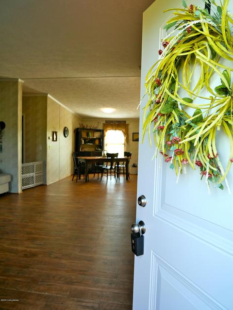 156 Plainview Ct, Milton, KY 40045 photo 8