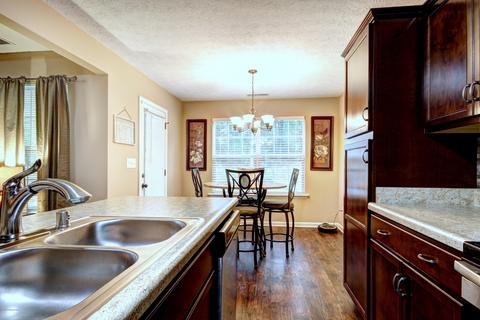 237 Coldstream Ct, Mount Washington, KY 40047 photo 5
