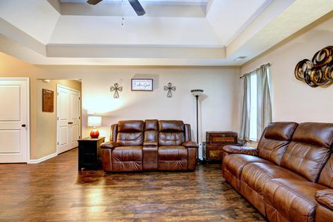 237 Coldstream Ct, Mount Washington, KY 40047 photo 9