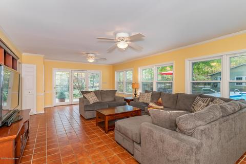 11207 Beech Rd, Anchorage, KY 40223 photo 12