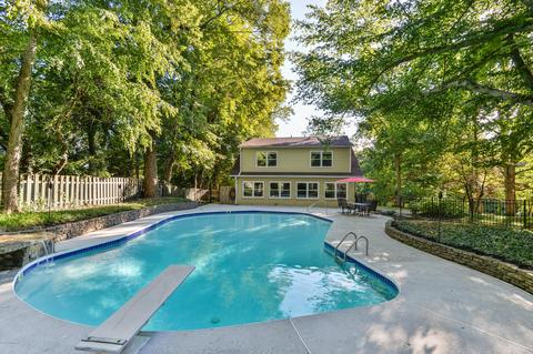 11207 Beech Rd, Anchorage, KY 40223 photo 1