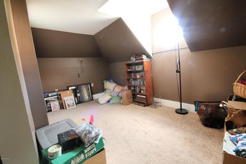 104 E Virginia Ave, Springfield, KY 40069 photo 12