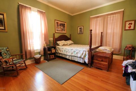 104 E Virginia Ave, Springfield, KY 40069 photo 8