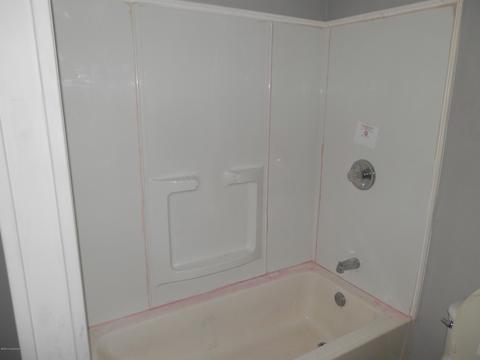 68 Sterling Cir, La Grange, KY 40031 photo 11