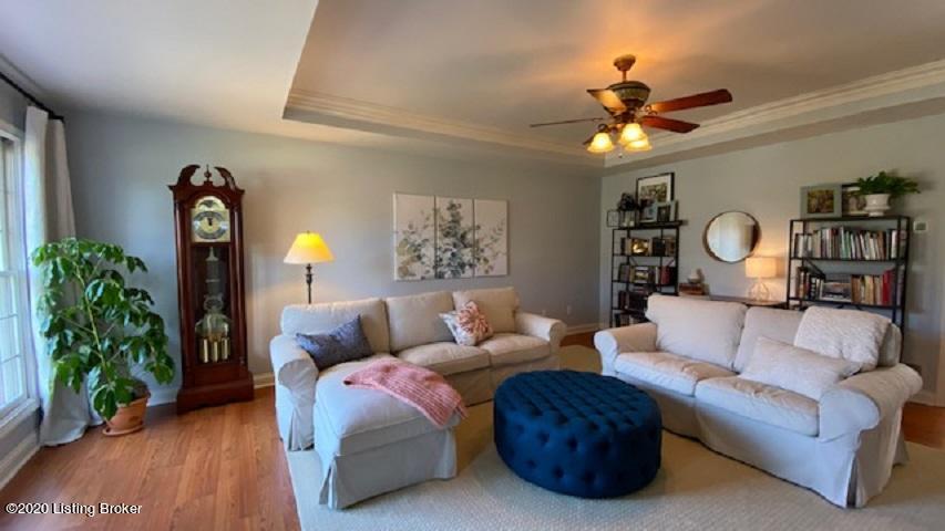  913 Woods Run Rd, Bardstown, KY 40004 photo 2
