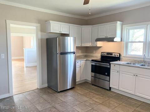12 Bates Ln, Smithfield, KY 40068 photo 9