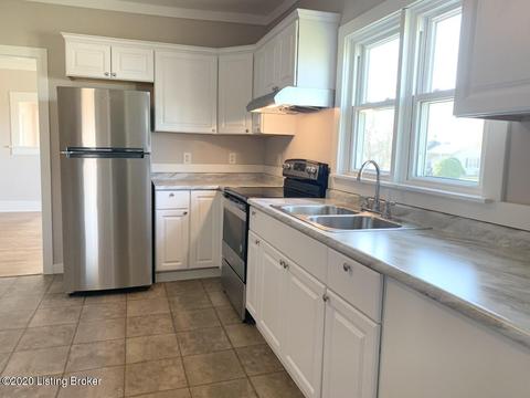 12 Bates Ln, Smithfield, KY 40068 photo 11