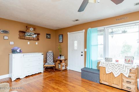210 Cherry Springs Cir, Cub Run, KY 42729 photo 22
