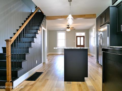 833 W Third St, Madison, IN 47250 photo 23