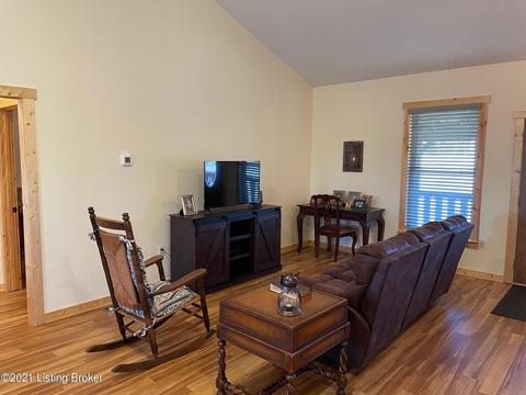 299 Samples Rd, Waddy, KY 40076 photo 16