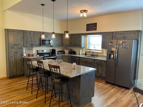 299 Samples Rd, Waddy, KY 40076 photo 17