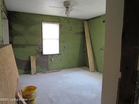 234 E Spring St, Radcliff, KY 40160 photo 27