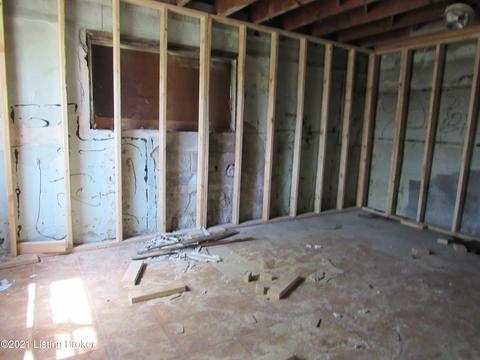 234 E Spring St, Radcliff, KY 40160 photo 15